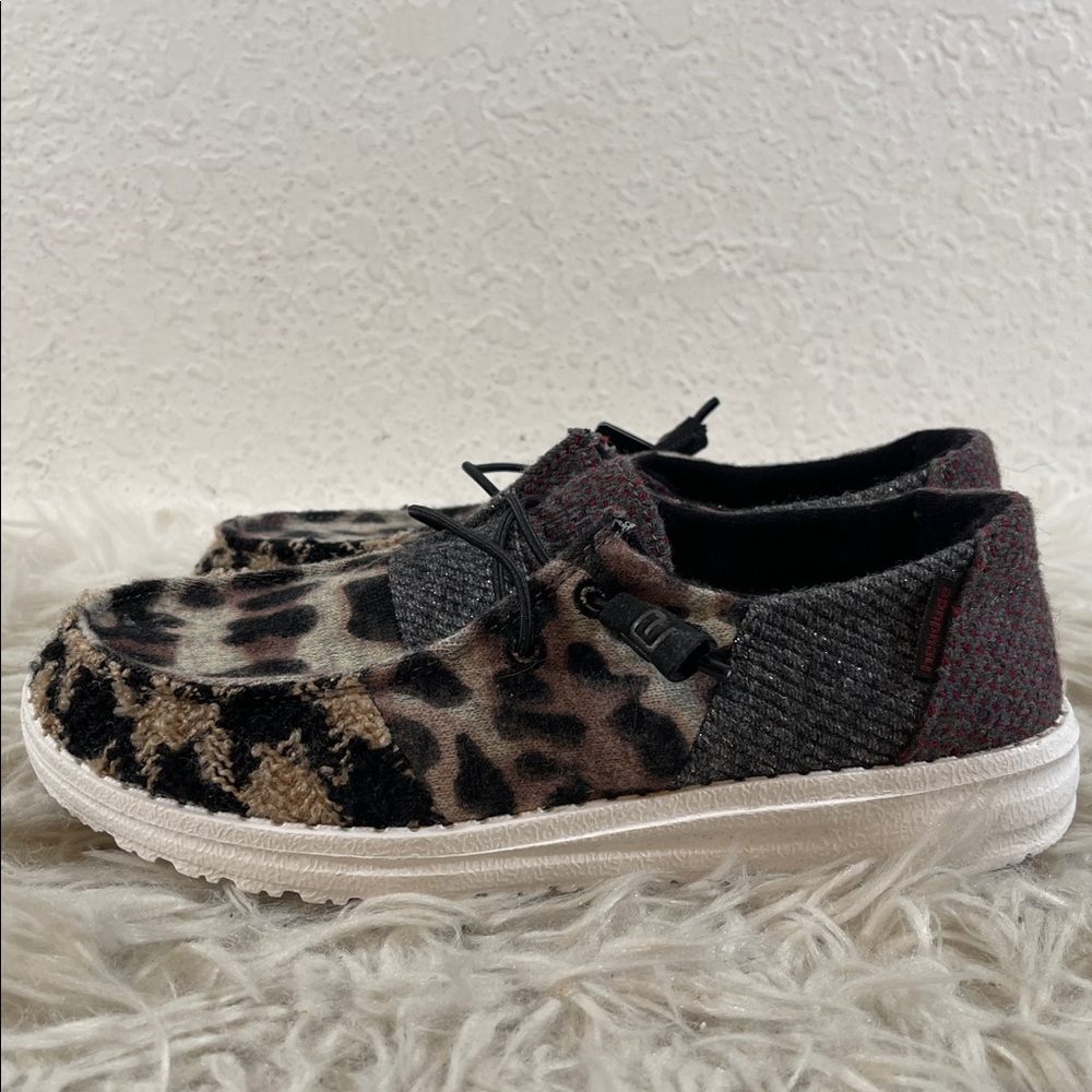 HEY DUDE Wendy Patchwork Java Animal Print Lightweight Slip On Comfy Size 5 NEW - Picture 7 of 14